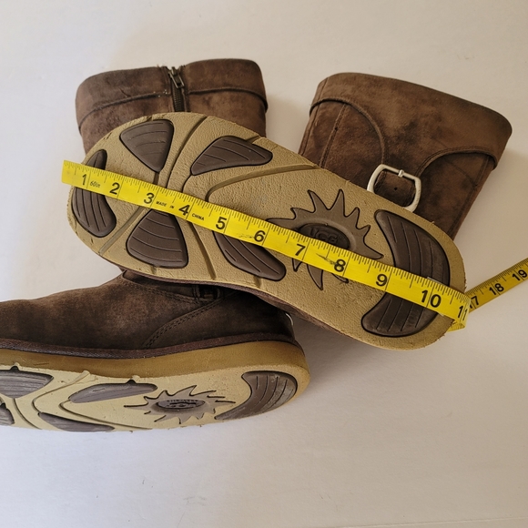 UGG Women's Australia Leather Upper Brown Suede Cargo Boots. Size 7 US /… - Picture 14 of 14